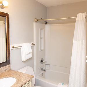 Two Bedroom Apartment Non-Smoking